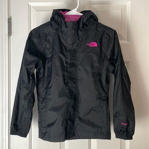 The North Face girls 10/12 light rain jacket/wind breaker